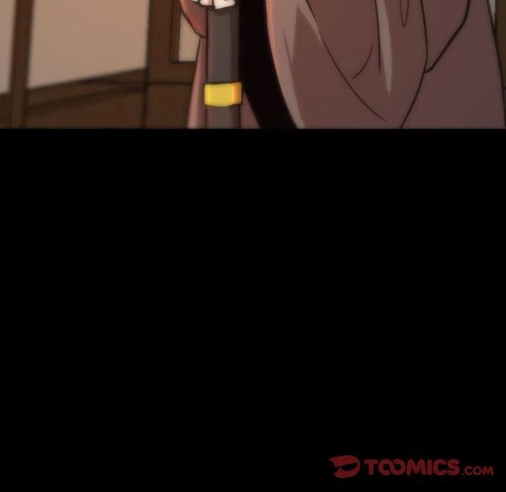 4557