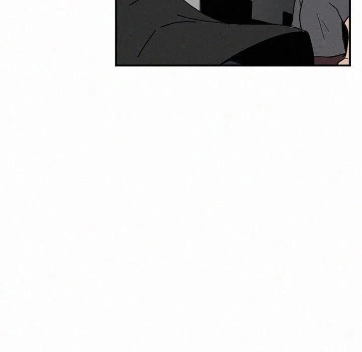 47133