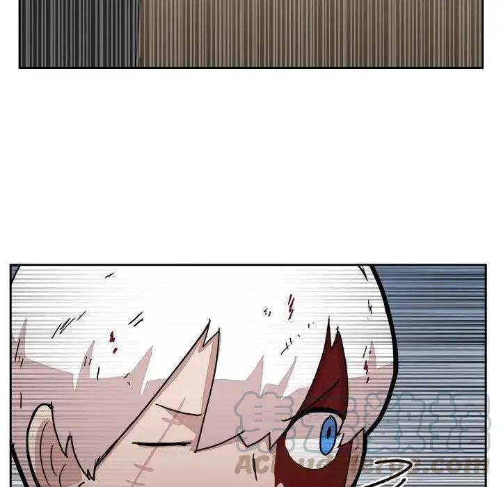 2818