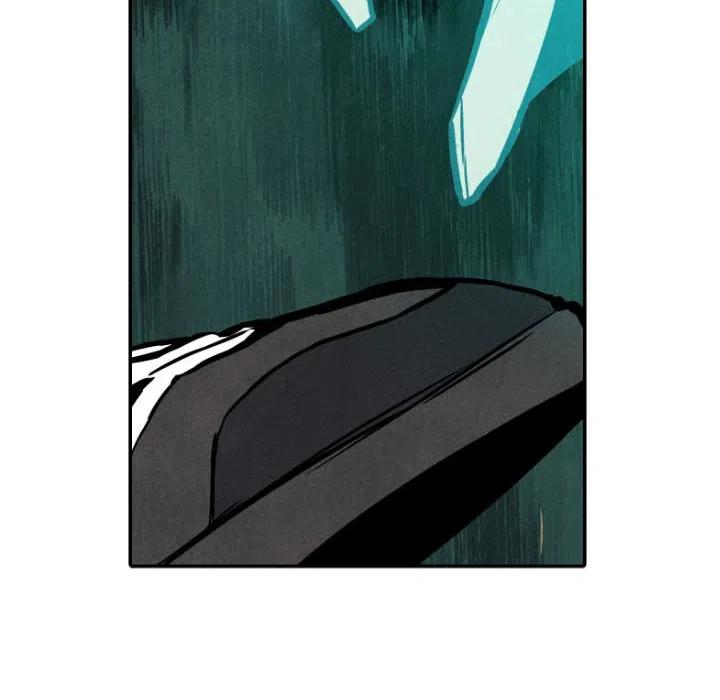 4775